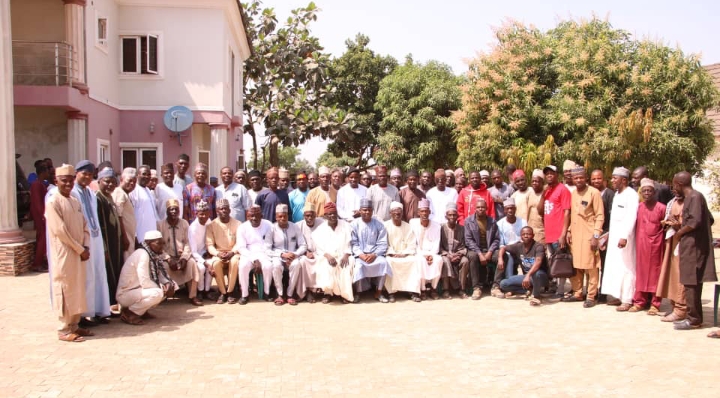 Nasarawa Speaker holds expanded APC stakeholders meeting of Kokona West, drums support for Gov. Sule.
