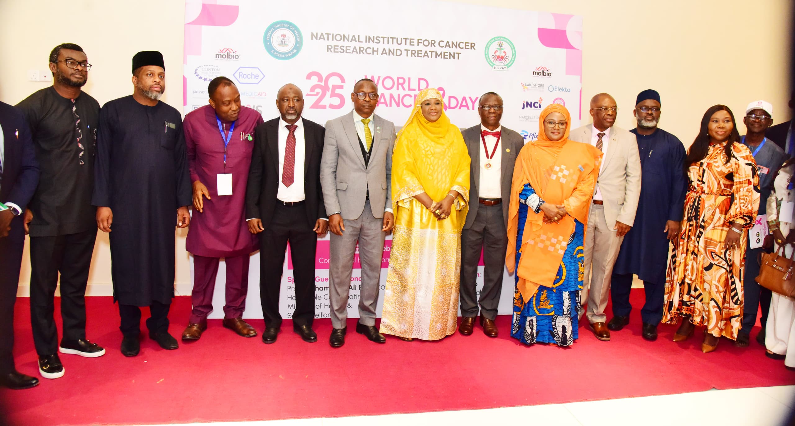 Dr. Mariya Mahmoud, Minister of State for the Federal Capital Territory, FCT, (M), and stakeholders during the 2025 World Cancer Day commemoration organised by the National Institute for Cancer Research and Treatment (NICRAT) in Abuja