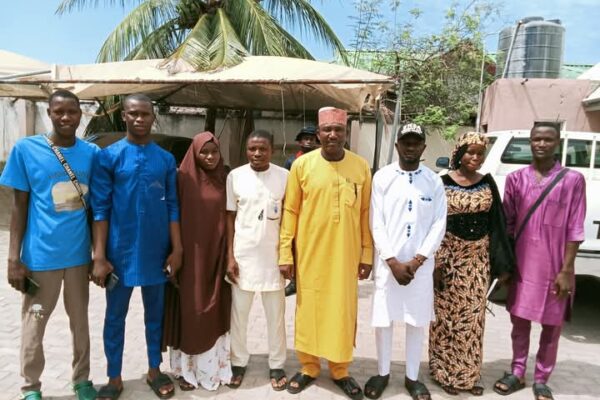 Kogi State Civil Service Boss commends ENSA for impacting Egbira students Honourable (Barr.) Muhammed Musa Tanko Osuku, the Executive Chairman of the Kogi State Civil Service Commission and APC chieftain from Kogi/Koton-Karfe Local Government Area in a group photograph with ENSA leadership Kogi State Polytechnic Lokoja chapter