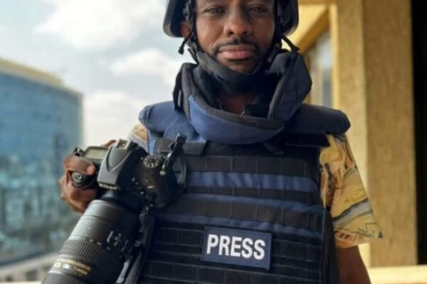 Sudanese Photo Journalist Ibrahim Nagdalla Assaulted in Egypt Ibrahim Nagdalla, a Sudanese photo Journalist and member of the Sudanese Journalists Syndicate (SJS)