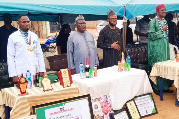 Tradomedical herbal clinic Marks 4 Years, Seeks Government Recognition for Traditional Medicine From left is CEO Tradomedical herbal clinic with dignitaries during the fourth anniversary.